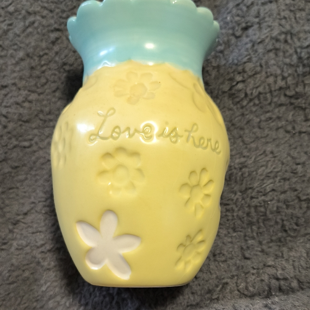 Hallmark Pastel Yellow and Blue Vase